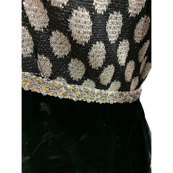 Small Vintage 1970s Black Velvet Metallic Dot Gown Long Fitted Bodice - Picture 5 of 9